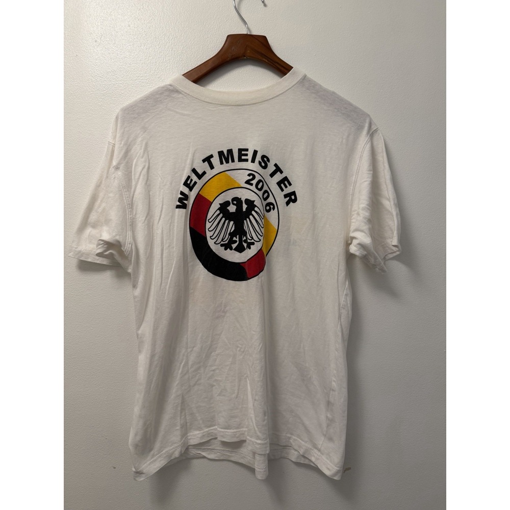 VTG 2006 World Cup Germany White T-Shirt Men's L FIFA Deutschland Weltmeister